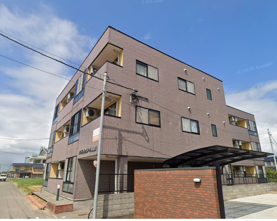 main_article2.img1.877ea6d2d87fec92/外観写真　ヴィラプレステージ育成町.png